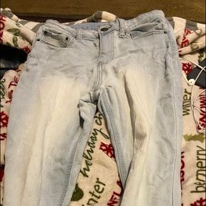High ride light wash jeans